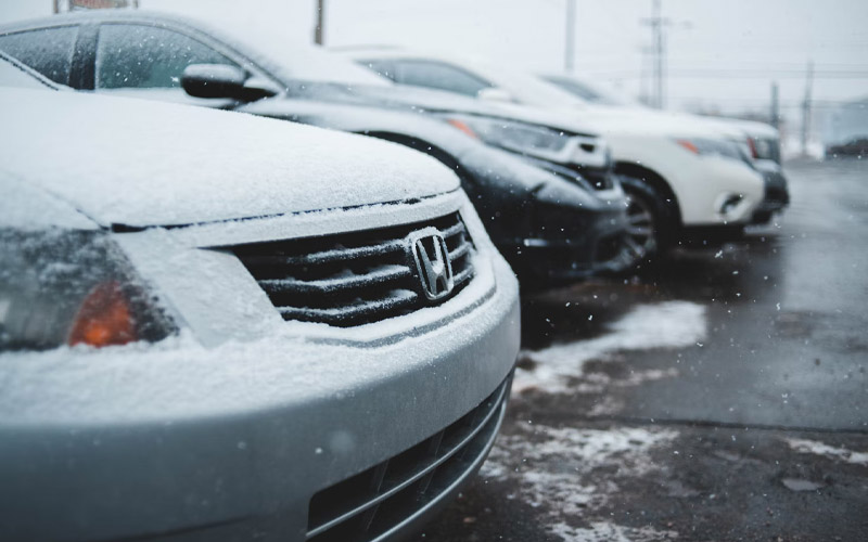 Why You Should Avoid Warming Up Your Car This Season